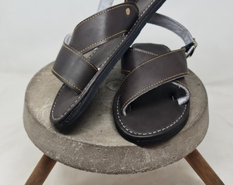 2-strap Crossover Huaraches for Men - Honey or Dark Brown 2-strap Crossover Huaraches for Men - Honey or Dark Brown