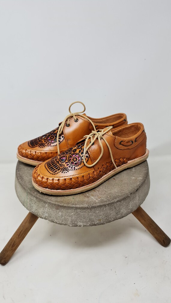 womens closed toe huaraches