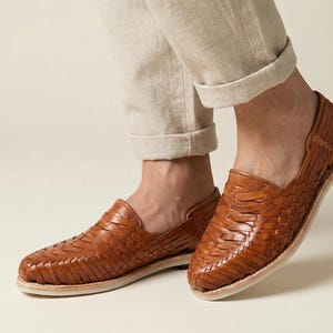 brown dress shoes mens amazon Carrucci Men's Genuine Leather Cognac Brown Lace Up Oxford Brogues Dress Shoes, 9