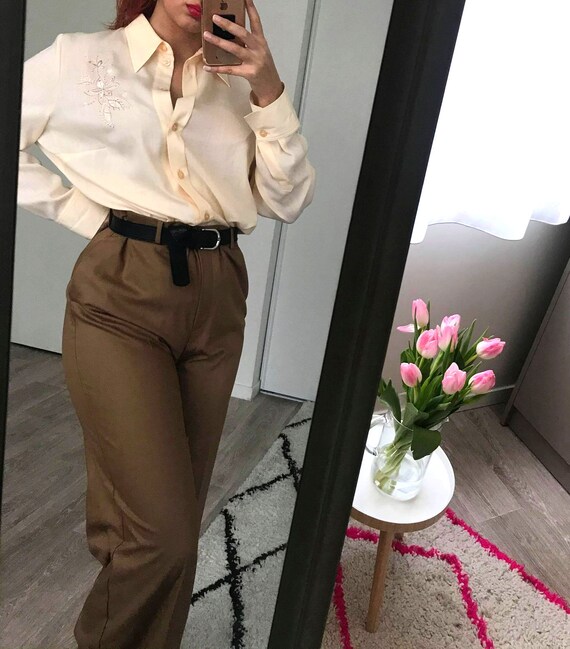 90s Vintage pastel yellow shirt