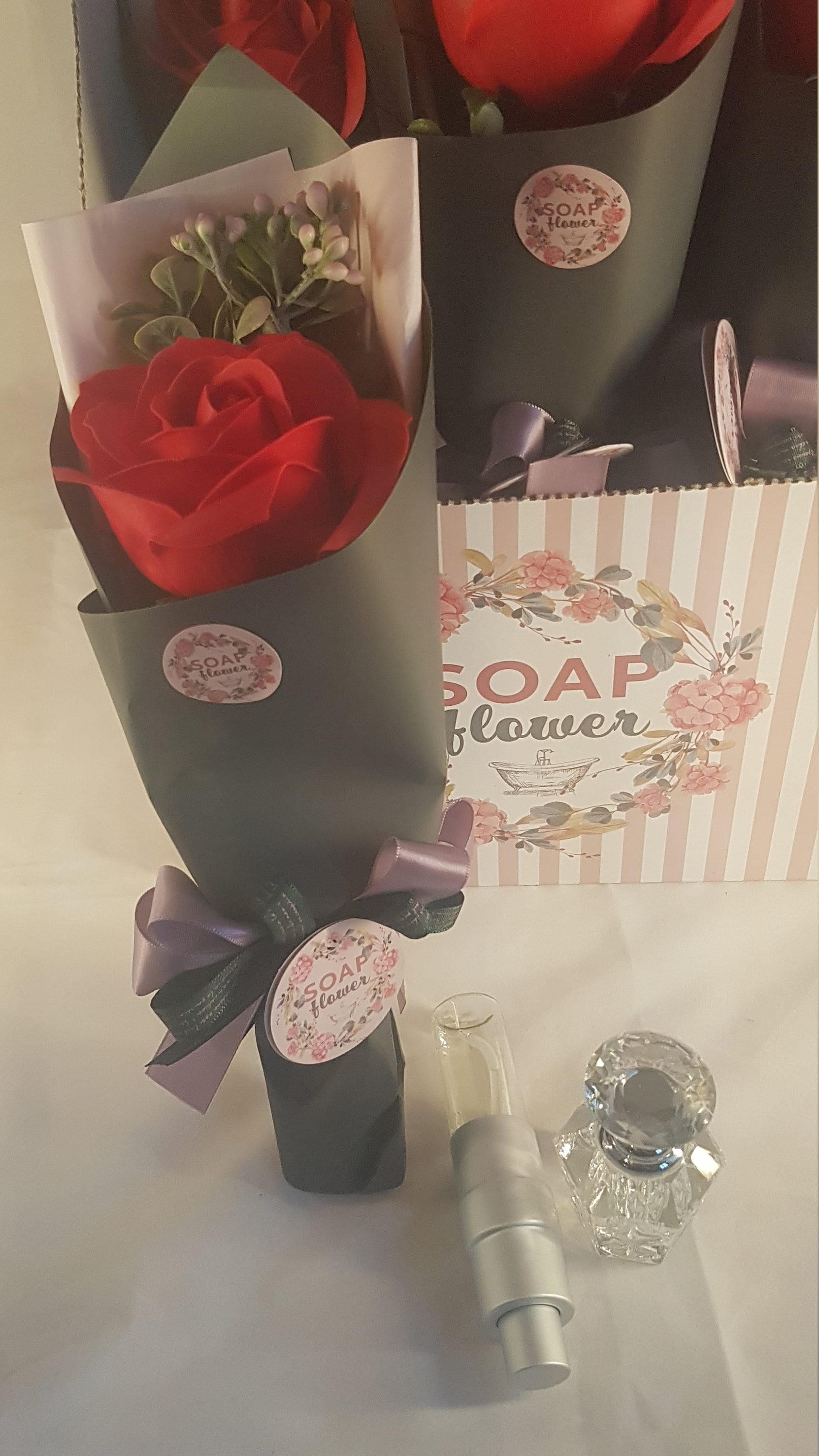 Regalos para mujer para Navidad, rosa con texto en inglés You are My  Sunshine, caja de música de regalo para mujeres, regalo de flores  preservadas