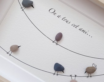 Pebble Art Tableau "Cet Ami" 18x13 cm, artiste suisse Melinda Blomma, cadeau original toutes occasions fait main, minimaliste