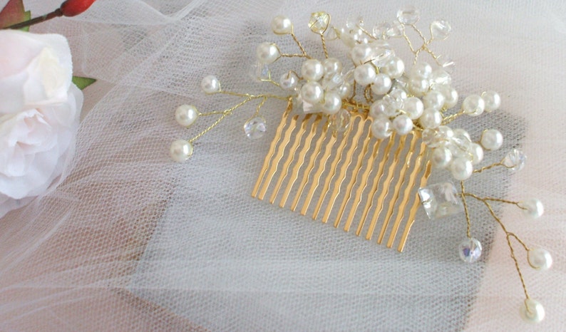Wedding hair comb Bridal hair comb Decorative comb Bridal hair piece Wedding headdress