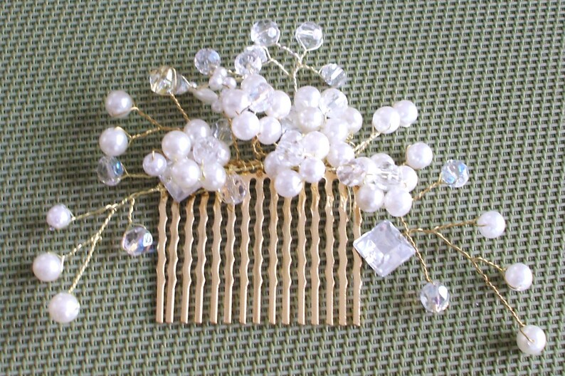 Wedding hair comb Bridal hair comb Decorative comb Bridal hair piece Wedding headdress