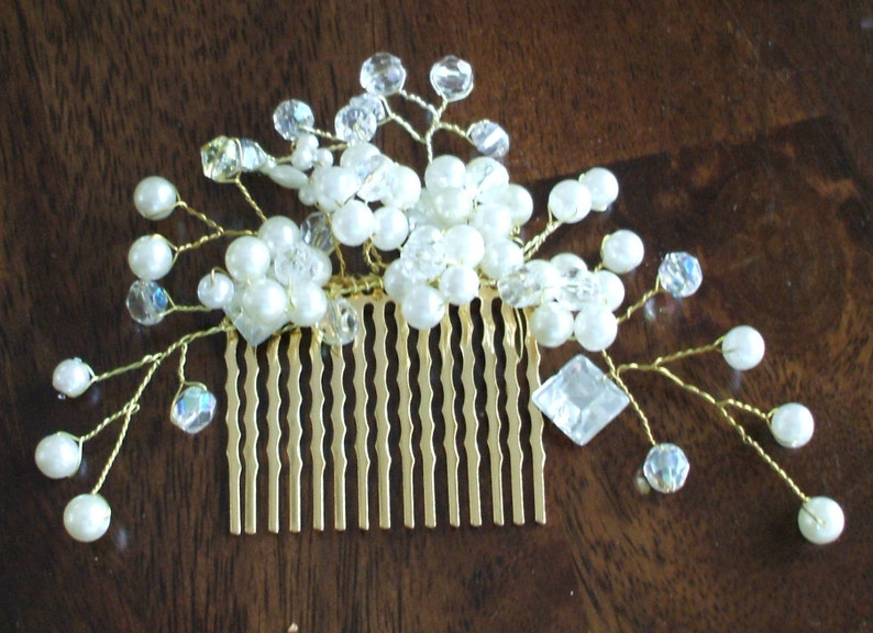 Wedding hair comb Bridal hair comb Decorative comb Bridal hair piece Wedding headdress