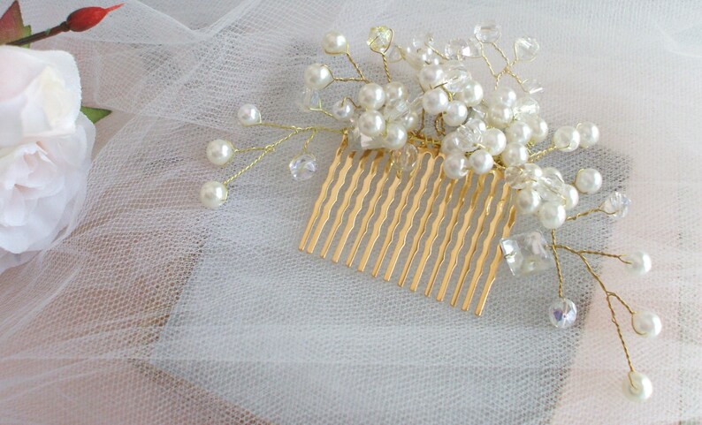 Wedding hair comb Bridal hair comb Decorative comb Bridal hair piece Wedding headdress