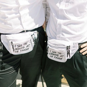 Individuelle Bauchtaschen! Freche, sarkastische, witzige Gürteltaschen. Tolles Geschenk, Geburtstagsgeschenk, Bachelorette fannies/Unikat anpassbar/personalisiert!