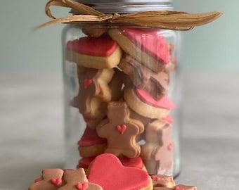 Say it with Biscuits -  A Jar of Bear Hugs | Biscuit Bear Hugs