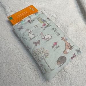 Book sleeve, handmade, book pouch, Book protector, padded Book sleeve, Book cosy.