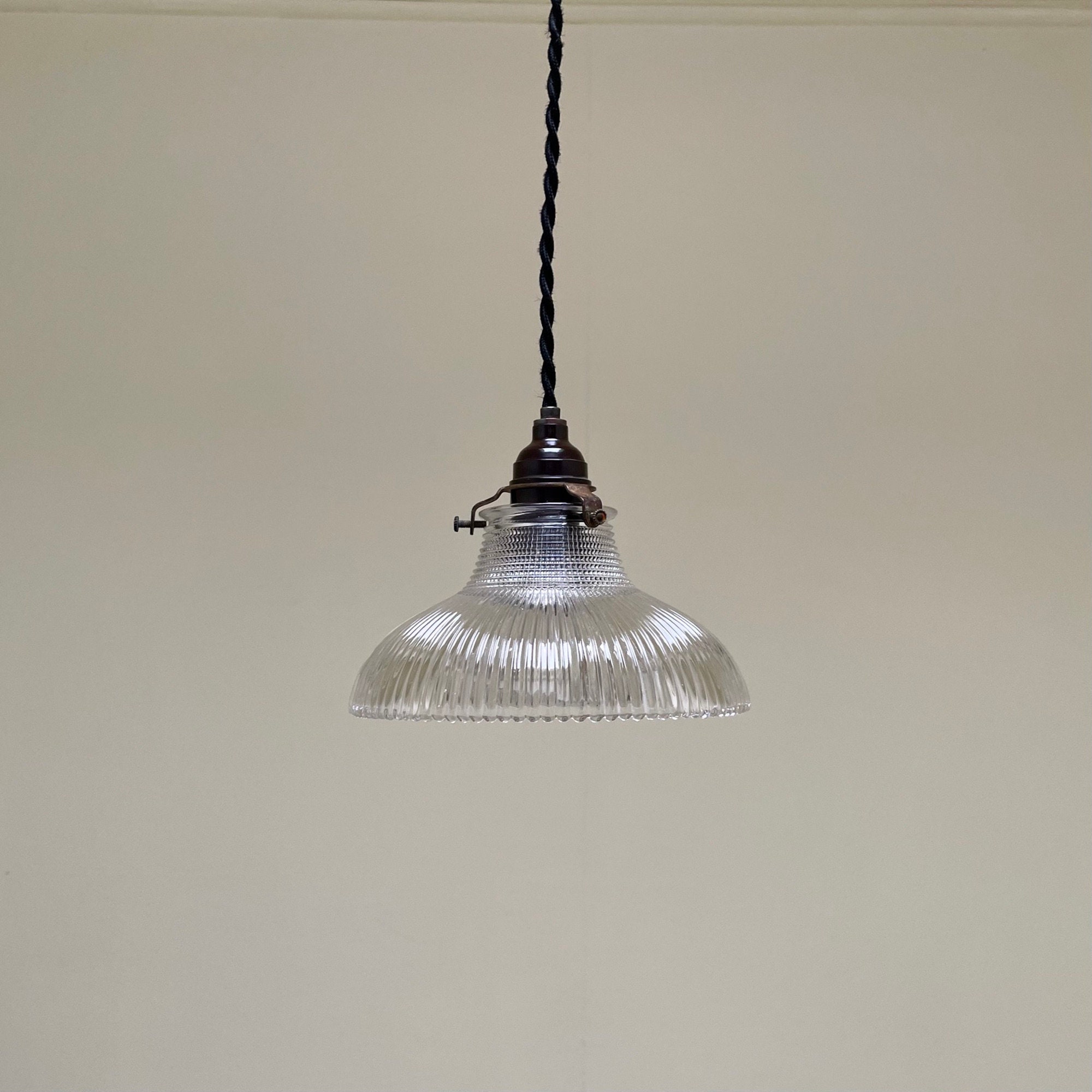 Petite Suspension Holophane