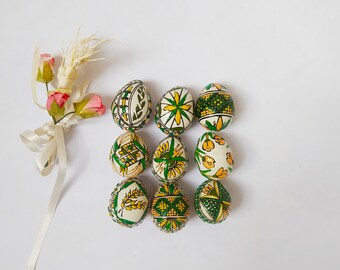 9 Romanian Romania handmade pysanky pysanka decorated waxed Easter decoration Real QUAIL eggs shell