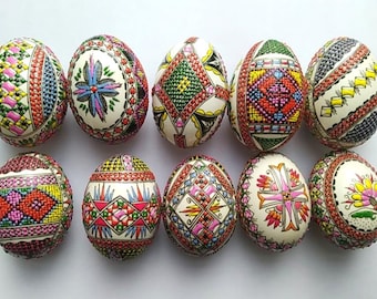 10 huevos de Pascua decorados con pysankas rumanas enceradas de primavera Huevos de pato reales hechos a mano decorados a mano con diseño de ojos de cera de abejas coloreados y dibujados