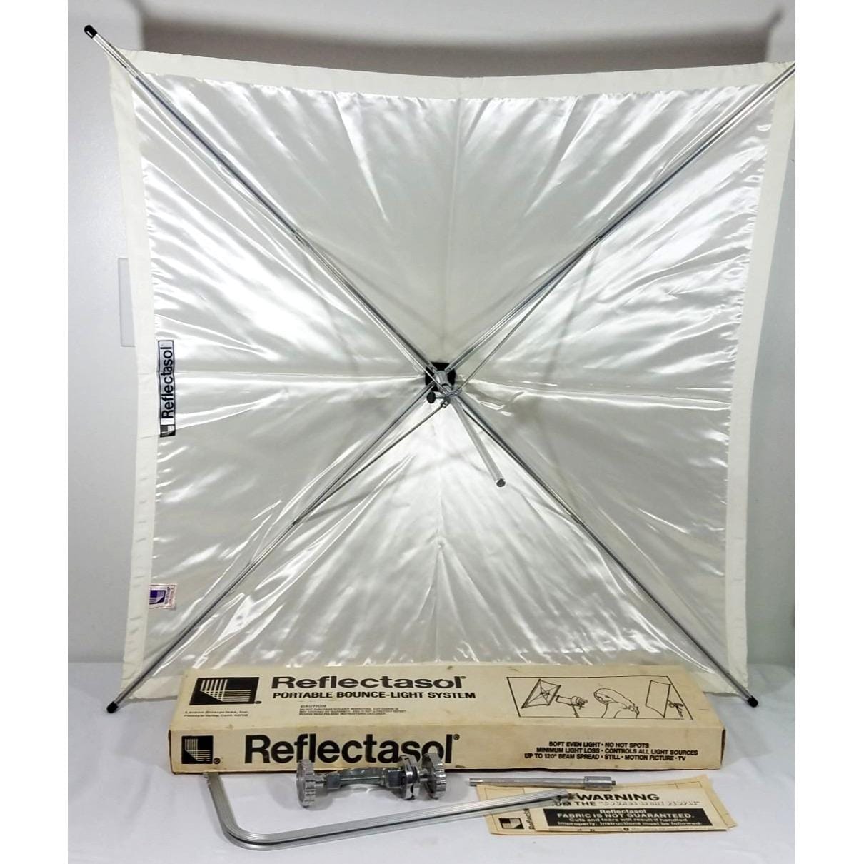 Larson Reflectasol Portable Bounce Light System Photography