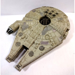 Vintage Star Wars Micro Machines Millennium Falcon Han Solo&#39;s Ship Toy 1995