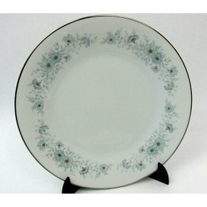 Noritake Inverness China Salad Plate 8 1/4&quot; blue floral pattern Vtg
