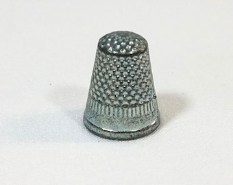 80s & 90s Vtg Monopoly retired OOP Thimble Replacement Game Token Piece Part