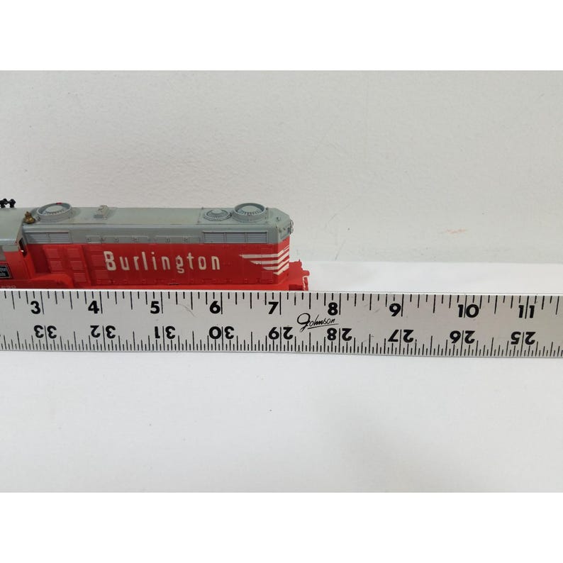 Tyco Burlington HO Scale Engine Shell ONLY 5628 Replacement Train Part ...