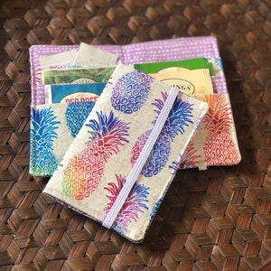 Cartera de té Regalo de amante del té Piñas en soporte de bolsa de té multicolor Caja de bolsa de té Regalo de recuerdo de fiesta Menos de 10 Regalo de compañero de trabajo