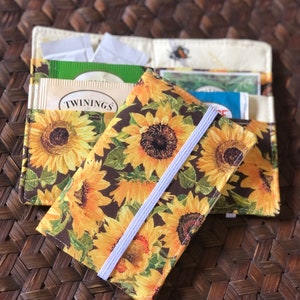 Cartera de té Regalo para amantes del té Girasoles y abejorros Soporte para bolsa de té Estuche para bolsa de té Regalo de recuerdo para menores de 10 años Regalo de compañero de trabajo