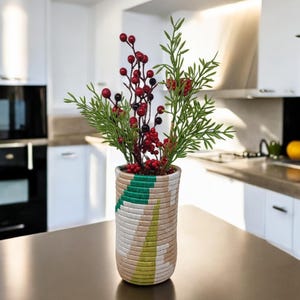 Handwoven Wicker Vase: Boho Home Decor Flower Basket