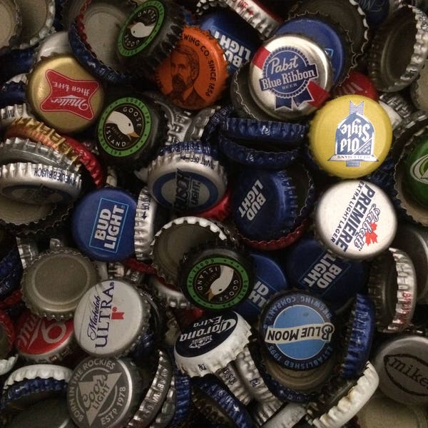 100 lot Mixed Assortment of Beer Bottle Caps Crowns NO DENTS Clean!