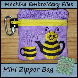 Mini bolsa con cremallera para tetera ITH Bee, bordado caprichoso, bolsa con cremallera en el bastidor, bolsa con cremallera para tetera, diseño de bordado de abeja, bastidor 4x4, archivo digital