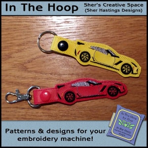 ITH Sport Auto Schlüsselanhänger, Auto Bag Tag, Auto Snap Tab, Auto Maschinenstickerei, Sportwagen Stickerei, Sport Stickerei, DIGITALDATEI