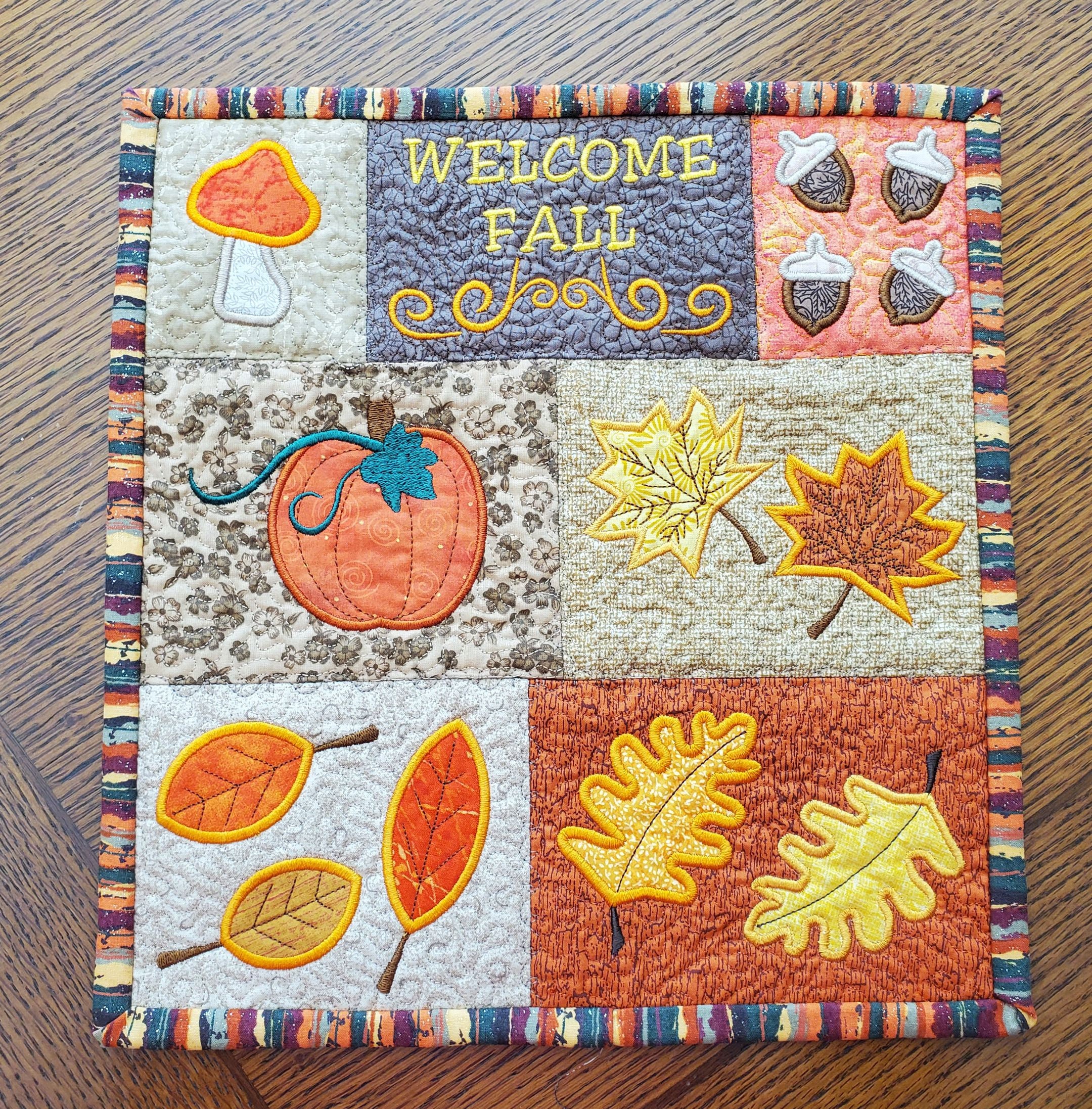 ITH Welcome Fall Mini Quilt, Fall Embroidery, Fall Machine Embroidery ...