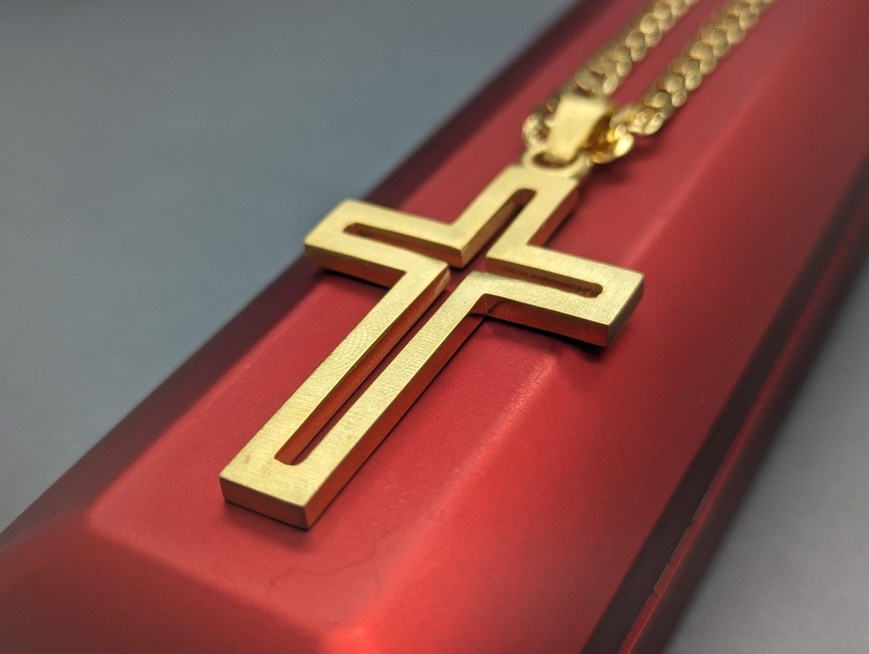Large Men's 14K Solid Gold Cross - Unique Hollowed Outline With ...