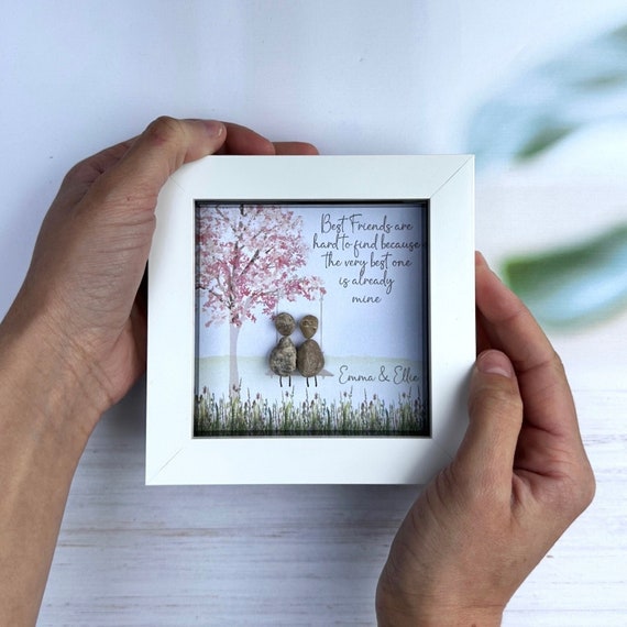 Personalised Best Friend Pebble Picture - Friend Pebble Art - Best Friend Birthday Christmas Gift - Gifts For Her - Christmas Friend Gift