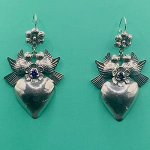 Mexican Mazahua silver heart earrings, handmade Mexican silver earrings, Like Federico