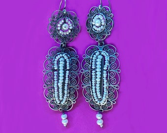 Vintage Mexican Oaxacan silver filigree earrings with pearls