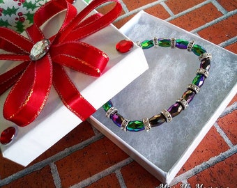 Iridescent Faceted Glass and Crystal Beaded Bracelet for Her, Opaque Multicolored Rainbow Jewelry, Christmas Gift For Girlfriend