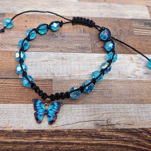 Enchanting Blue and Black Butterfly Charm Bracelet For Her, Macrame Bracelet Gift, Butterfly Jewelry, Butterfly Bracelet Gift