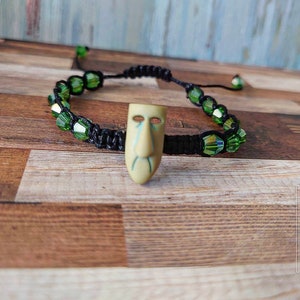 Choque de Nightmare Before Christmas Macrame Button Bracelet para ella o él, regalo de aniversario, regalo de cumpleaños