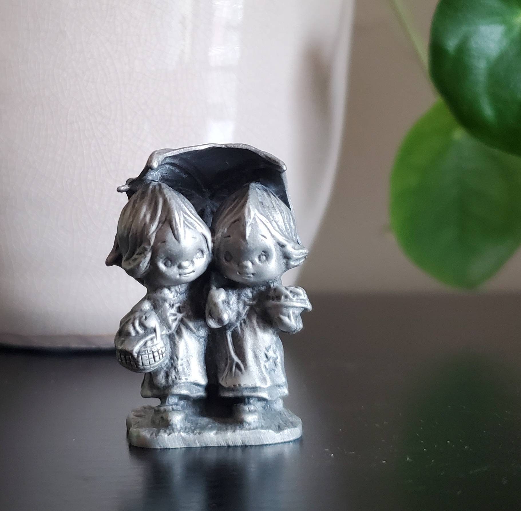 フィギュア（Hallmarkのfine pewter）