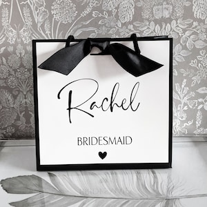 Bridesmaid Gift bag Personalised Wedding Gift Bag Mother of the bride gift Groomsmen gift bag Bridesmaid proposal Bridesmaid gifts Small