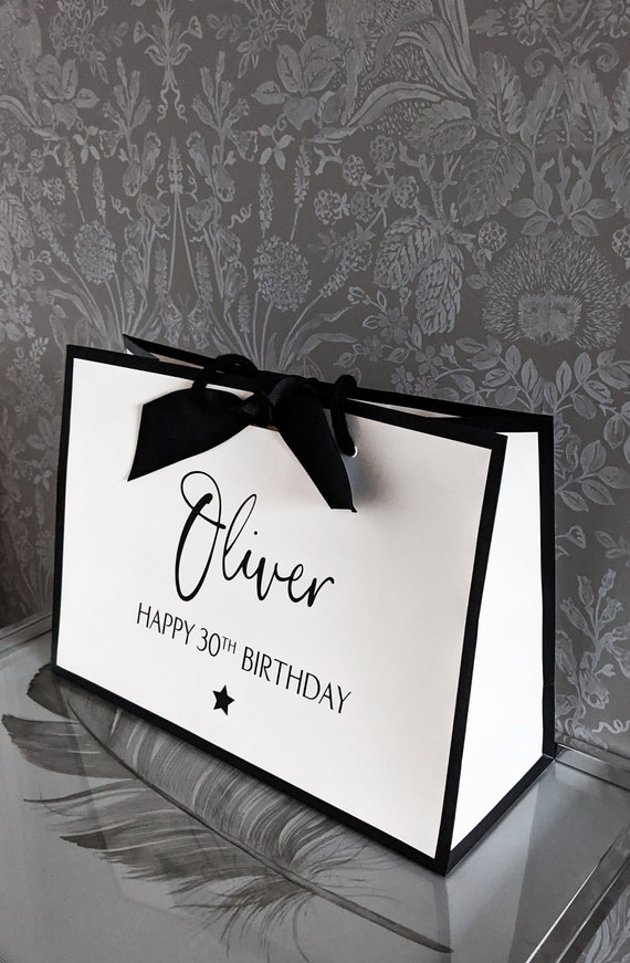 Sac cadeau d'anniversaire Sac cadeau personnalisé Sac cadeau de luxe Idée  cadeau d'anniversaire Cadeaux d'anniversaire Boîte d'anniversaire Sac blanc  et noir -  Canada