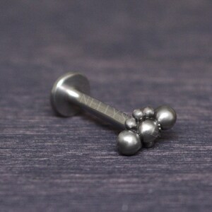 サージカル スチール製内ネジ ラブレット - リップ ピアス、モンロー フラット バック スタッド イヤリング、メデューサ スタッド