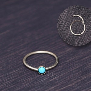 Pendiente de cartílago turquesa - Aro de pendiente tragus, joyería de torre, aro de titanio de grado implante, clicker para hélice