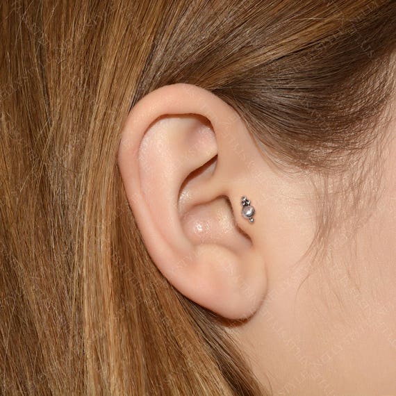 Simple Style Body Piercing Jewelry Tragus Helix Earrings Forward