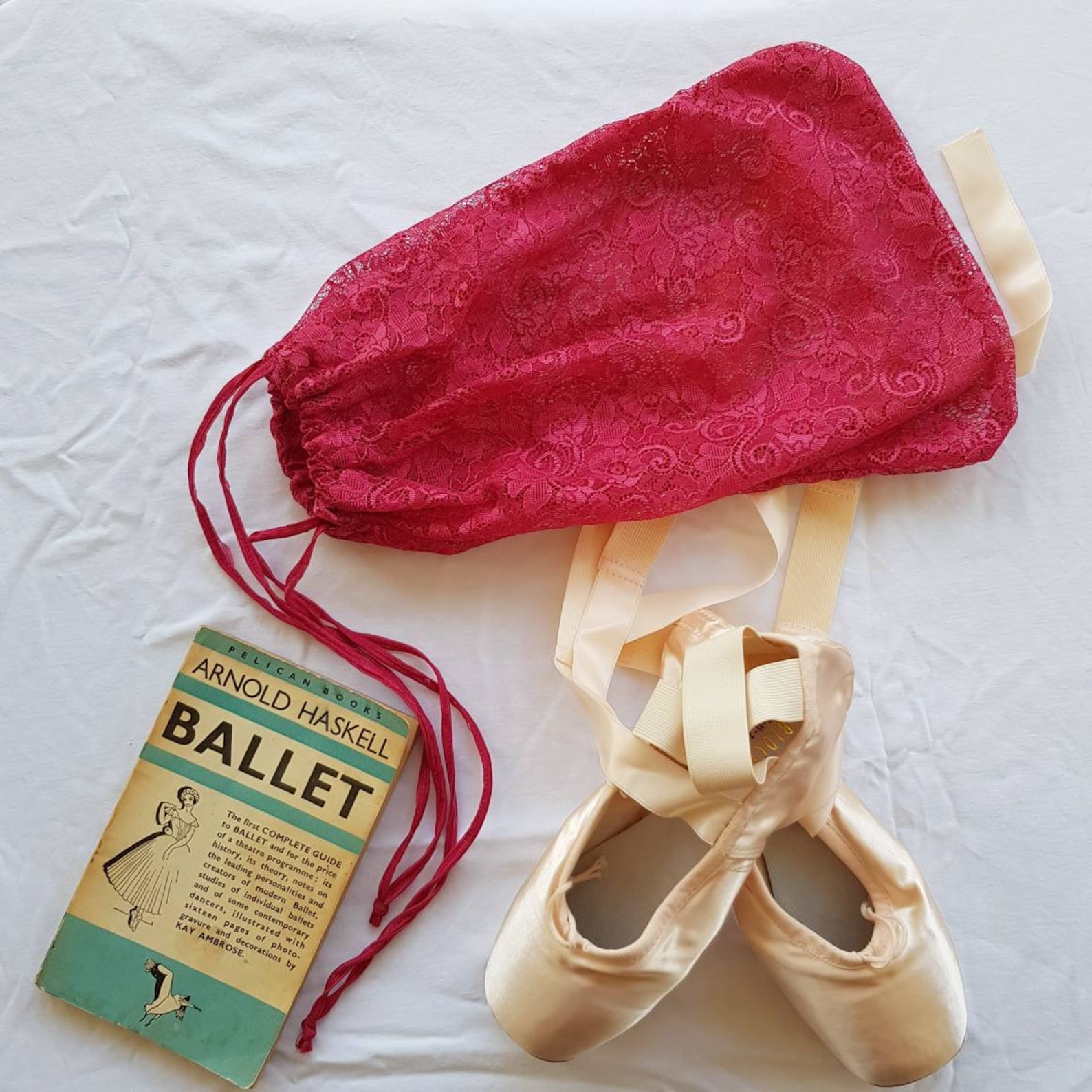 pointe shoe bag - ballet shoe bag - dance shoe bag - dance gift - ballet gift - small bag - gift for dancer - drawstring bag