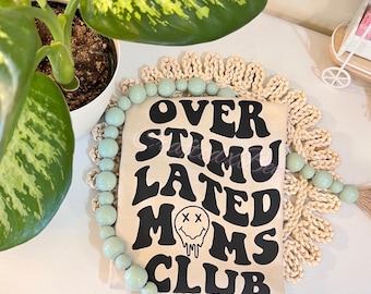 Koszulka Overstimulated Moms Club | Koszulka Mom Life
