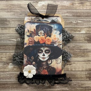 ephemera pocket, junk journal pocket, paper pocket, happy mail, junk journaling, scrapbooking, floating pocket, handmade tags