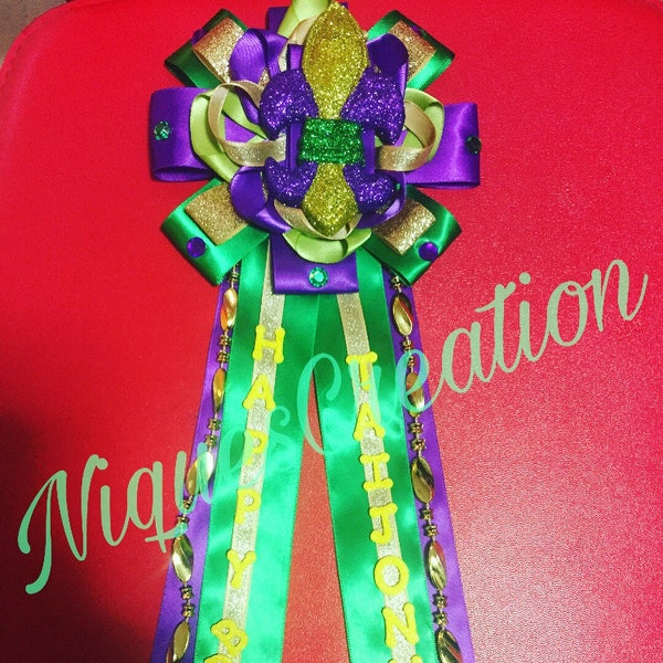 mardi gras pin