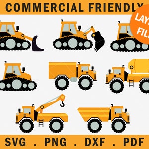 Pu&ograve; includere: Un set di otto illustrazioni di veicoli da costruzione gialli. I veicoli includono un bulldozer, una escavatrice, una betoniera, un camion ribaltabile, una gru e tre diversi tipi di trattori cingolati. Le illustrazioni sono stratificate e disponibili nei formati SVG, PNG, DXF e PDF.