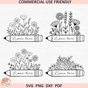 Könnte beinhalten: Vier schwarz-weiße Bleistift-Designs mit Blumenarrangements. Jeder Bleistift hat den Text "Name here". Das Bild enthält auch den Text "COMMERCIAL USE FRIENDLY" und "SVG PNG DXF PDF".