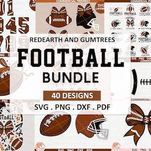 Puede incluir: Un paquete de descarga digital de 40 diseños con temática de fútbol. Los diseños incluyen números, balones de fútbol, cascos, lazos y otros gráficos relacionados con el fútbol. Los diseños están disponibles en los formatos SVG, PNG, DXF y PDF. El texto "REDEARTH AND GUMTREES FOOTBALL BUNDLE 40 DESIGNS SVG.PNG.DXF.PDF" se muestra en la imagen.