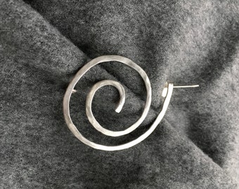 Brooch spiral, scarf pin spiral, scarf pin silver in spiral shape for scarves and buttonless jackets, unique and handmade