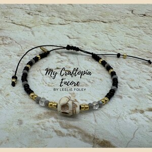 Halloween Day of the Death, Bracelets, Seed Beaded Bracelet , String Beads bracelet ,Teen bracelet, Adjustable